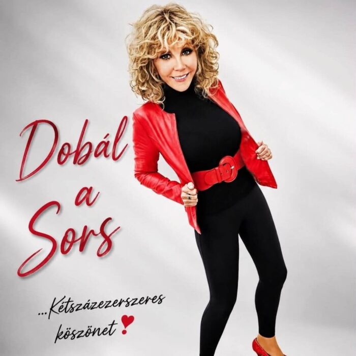 Kata Dobál a sors c. dalának klipjét két hét alatt kétszázezren nézték meg!